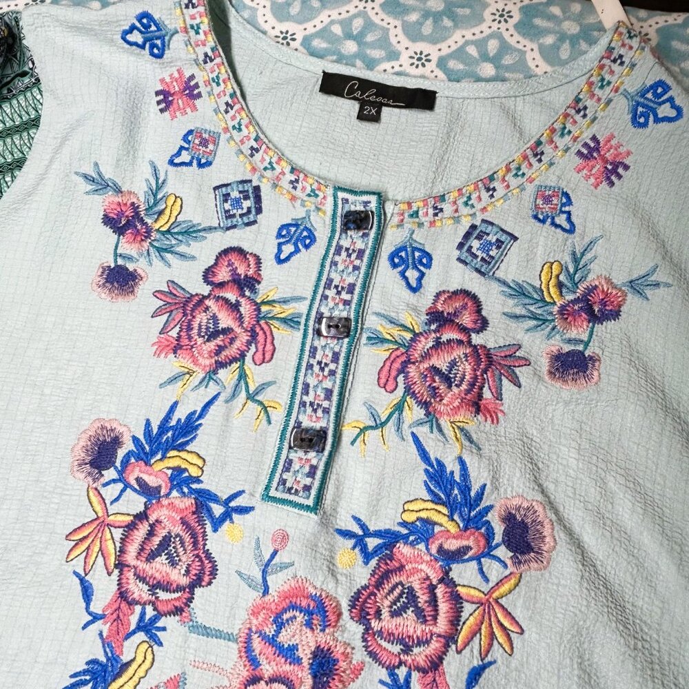 Calessa Blouse Women's 2X Mint Multi Embroidered Floral Patchwork Print TopTunic - Picture 8 of 13